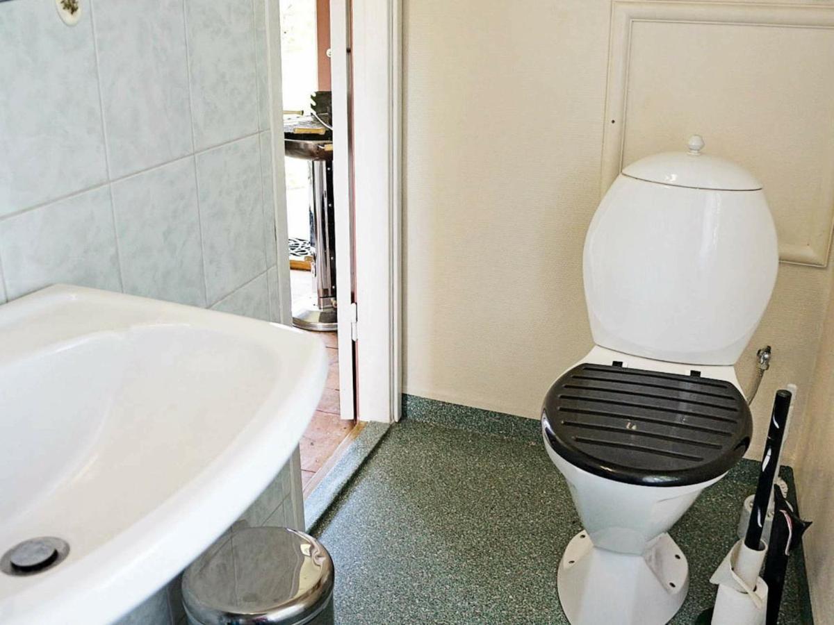 4 Person Holiday Home In Ankarsrum Hult  Room photo